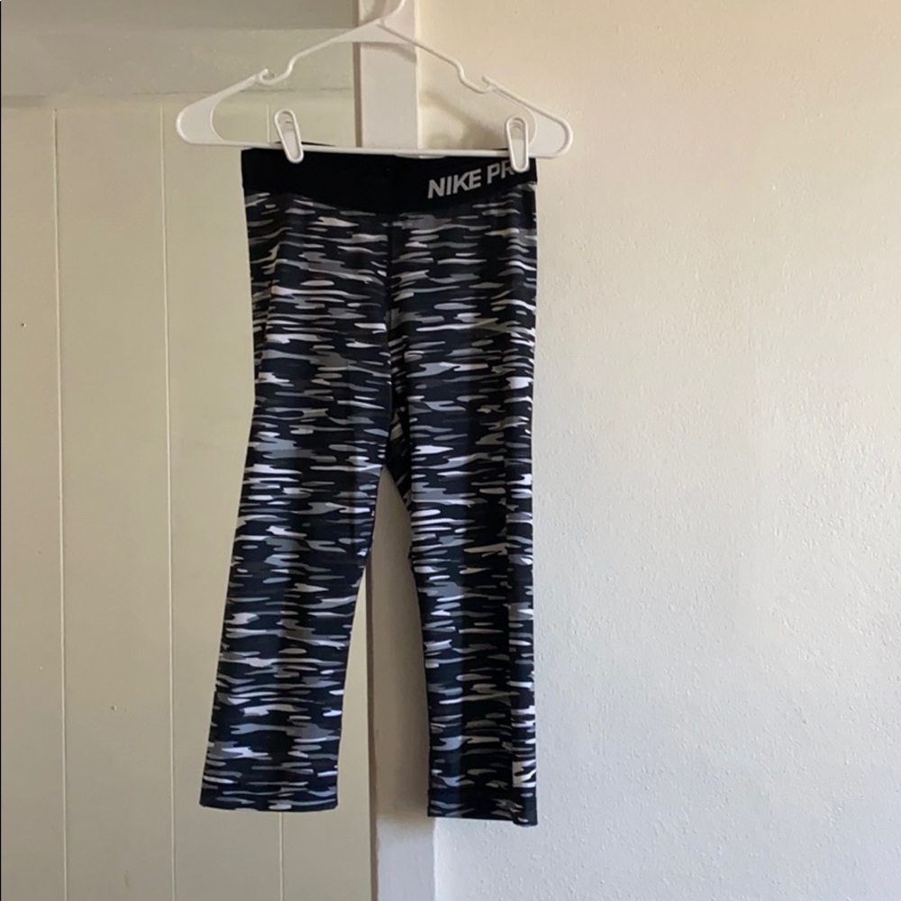 Nike pro leggings